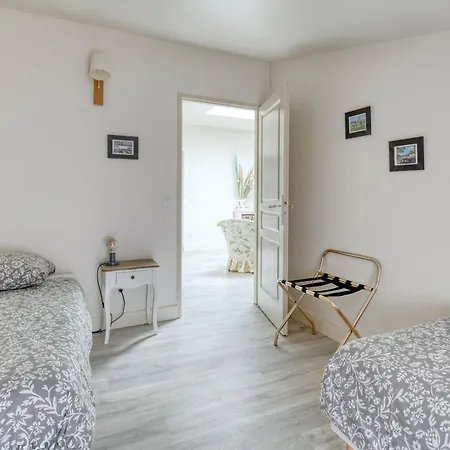 Domaine En Castanet בית נופש Caraman