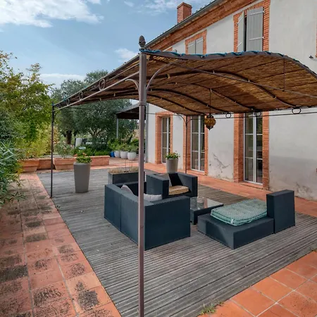 Domaine En Castanet בית נופש Caraman